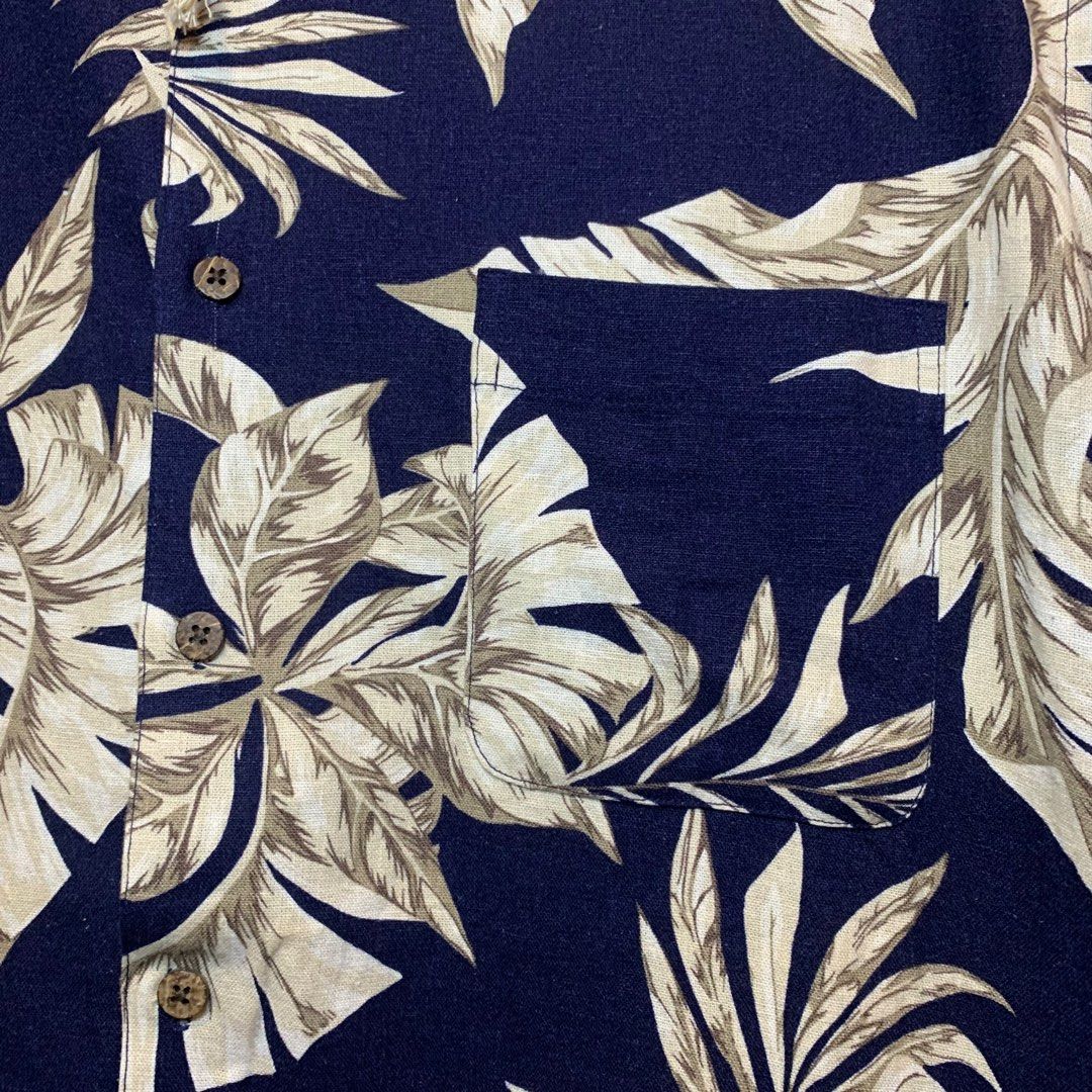 由 369vintage (刊登 ID 1382045528，圖片 3) 提交，位於 桃園市 (Taoyuan) 的 Vintage Silk Circa 夏威夷襯衫 深藍 XL (類別：襯衫)，說明：美國加大尺寸 55% Linen 45% Rayon。