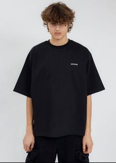 (Category: ) located in . Submitted by wear.next (Listing ID 1382015315, Image 1). Description: .