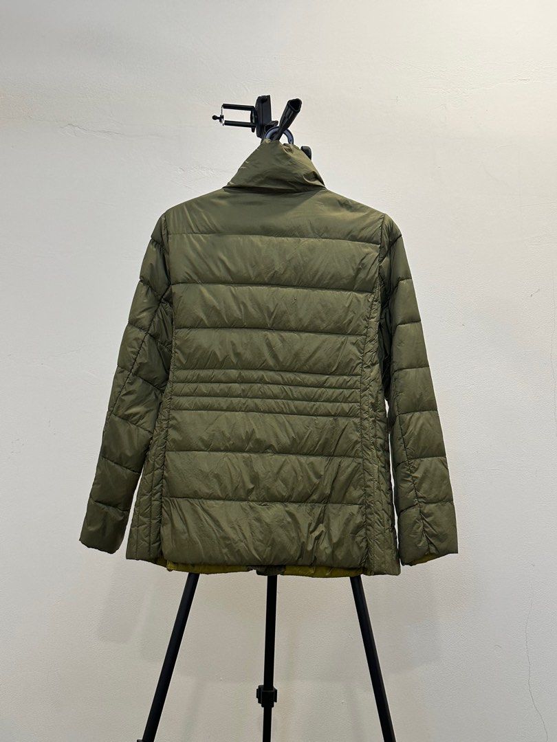 Winter jacket outerlayer (Category: Coats, Jackets and Outerwear) located in Kuala Lumpur. Submitted by rumahmana (Listing ID 1381971704, Image 2). Description: Normally wear L size suit this jacket Whoever around this size suitable for this jacket Weight 63kg Height 156cm.