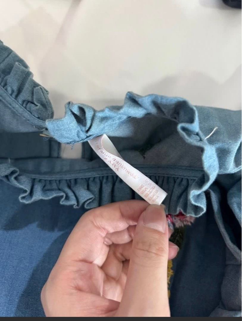 Zara Denim Embroidered (Category: Blouses) located in Caloocan City. Submitted by fortunodeclutter (Listing ID 1381906302, Image 3). Description: .