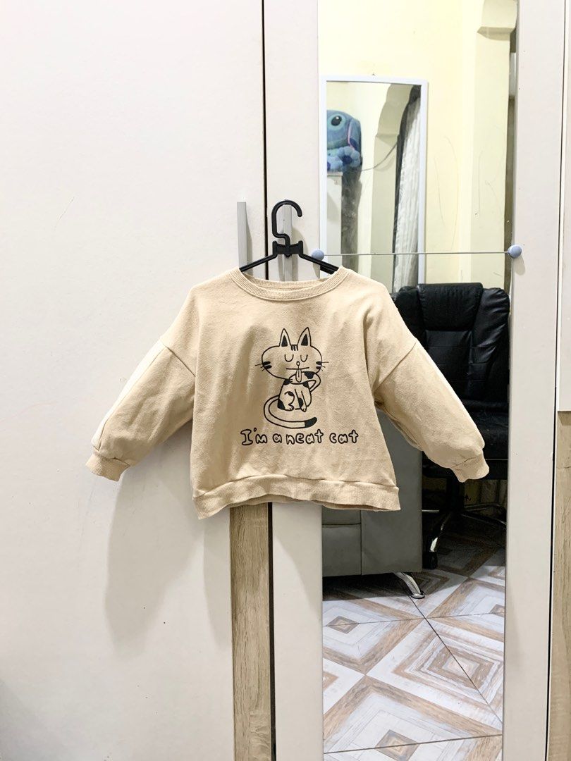 (2-3thn) Cn Kucing Anak (Kategori: 1 hingga 3 tahun) berada di Subang. Dikirim oleh lemari_hisyam (ID iklan 1382112988, Gambar 1). Deskripsi: Brand: Sizes : 2-3 thn Detail : Kondisi Like New - Harga : 15 Rb 🦄HANYA ADA SATU BARANG 🦄 #prelovedperlengkapanbayi #prelovedjaketanakbranded #prelovedanakmurah #jaketanak #jaketanakmurah #prelovedjaketanak#thriftanakmurah #prelovedanakbranded #bajuanakbranded #jumperbayi #prelovedzarakids #prelovedtnf #p