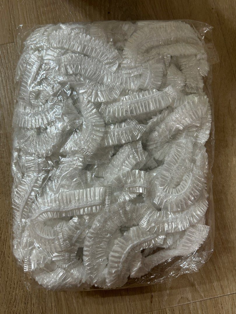 由 kaniwu (刊登 ID 1382138494，圖片 1) 提交，位於 台中市 (Taichung) 的 拋棄式浴帽 (類別：浴室、廚房用品配件)，說明：只拆用一包 全部30元。