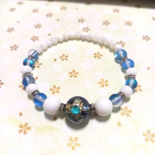 由 cat.moon (刊登 ID 1382158579，圖片 1) 提交，位於 的 (類別：)，說明：。