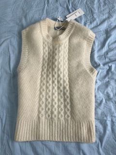 米白色毛冷背心64235213199747110