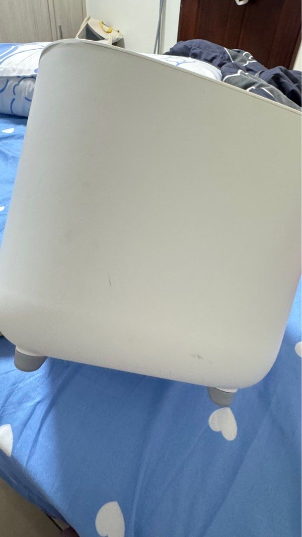 由 yni_0886 (刊登 ID 1382240660，圖片 3) 提交，位於 桃園市 (Taoyuan) 的 飼料儲存罐 (類別：食物整理及儲存)，說明：五公斤的儲存罐！！ 使用次數不多 便宜出售 可裝米 貓狗飼料等等 🉑賣x便。