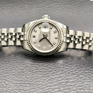 (Category: ) located in . Submitted by watchcentresg (Listing ID 1382183594, Image 1). Description: .
