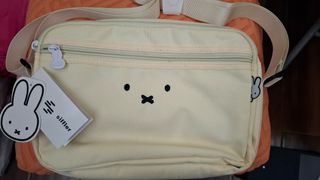 （分類：）位於 。 由 hailey.cheers 提交（商品編號 1382257341，圖片 1）。簡介： 。