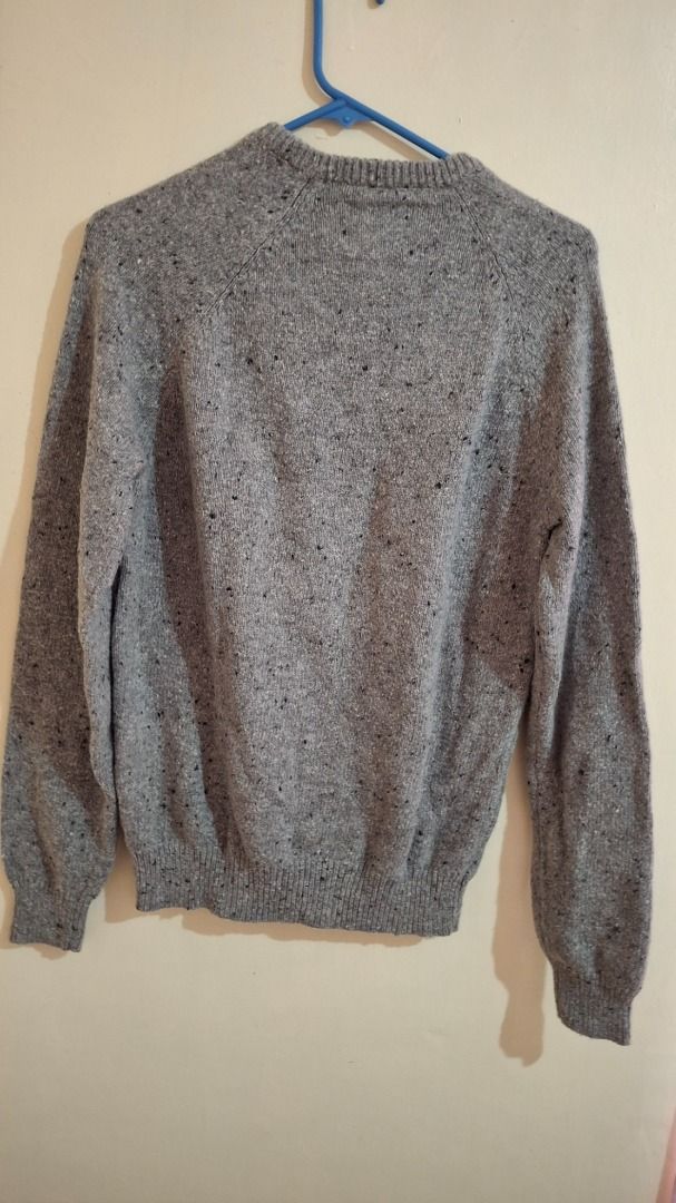 American Eagle Men's Grey Knit Sweater (Category: Coats, Jackets and Outerwear) located in Baguio. Submitted by declutter_scarlet (Listing ID 1382201380, Image 2). Description: Size M All measurements are approximate. Free shipping Location: Baguio City DM me for more info Check out my profile for more listings.