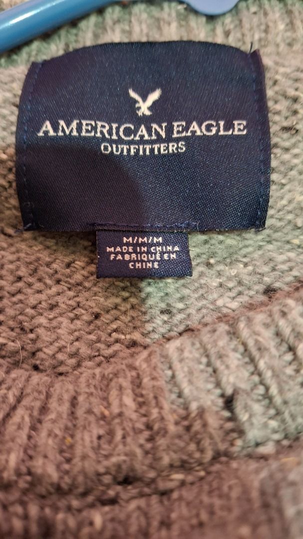 American Eagle Men's Grey Knit Sweater (Category: Coats, Jackets and Outerwear) located in Baguio. Submitted by declutter_scarlet (Listing ID 1382201380, Image 3). Description: Size M All measurements are approximate. Free shipping Location: Baguio City DM me for more info Check out my profile for more listings.