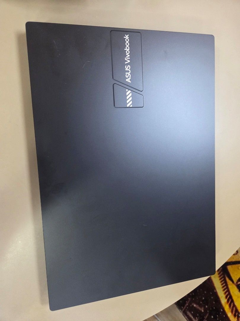 ASUS Vivobook Laptop63165663135619111