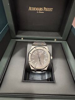 (Category: ) located in . Submitted by yfluxury (Listing ID 1382264948, Image 1). Description: .