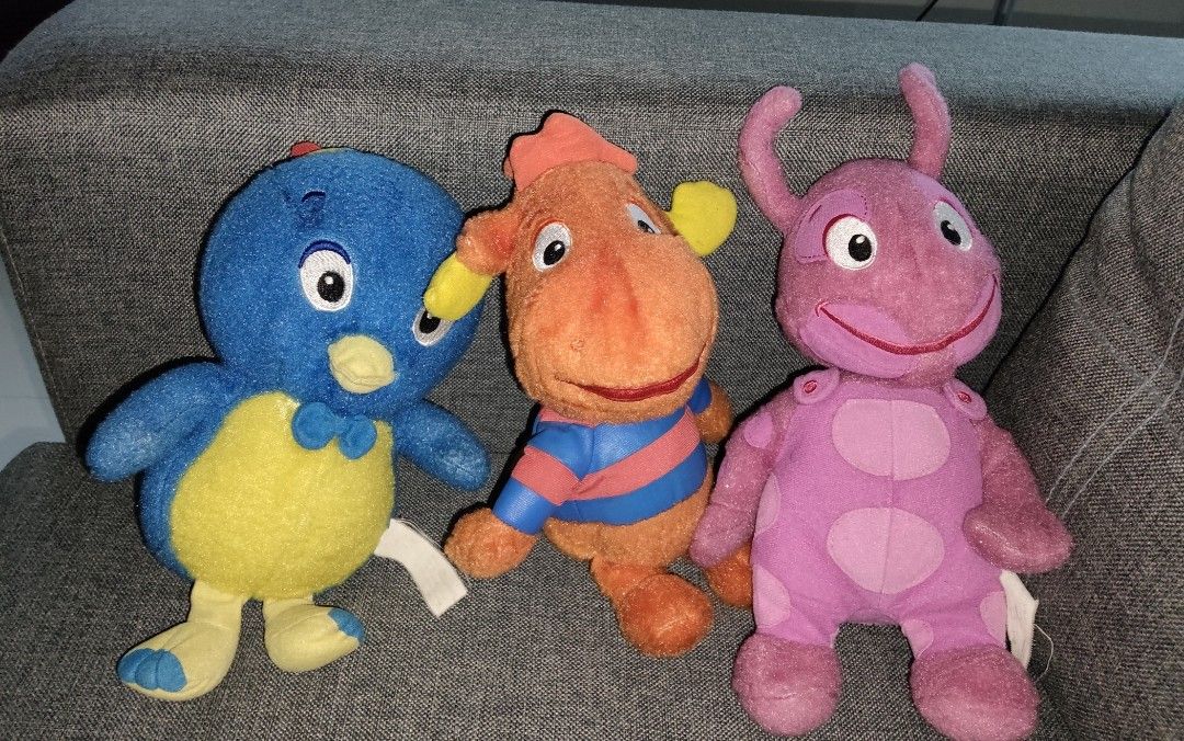 Backyardigans plushies (Category: Plushies & Soft Toys) located in Cavite. Submitted by 0m0tm0t0 (Listing ID 1382124975, Image 1). Description: The backyardigans toys includes Tyrone, uniqua, and pablo.