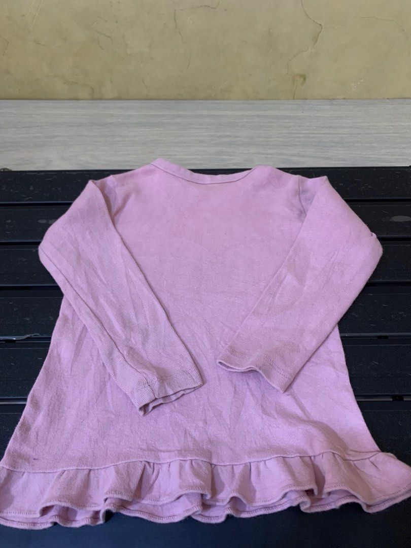 Baju anak (Kategori: Baju Bayi) berada di Bandung. Dikirim oleh rindusadew01825 (ID iklan 1382166920, Gambar 2). Deskripsi: Baju anak usia 1 tahunbelum ada noda atau sobek masih bagus bisa oren juga adm 12%.