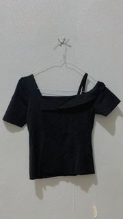 (Kategori: ) berada di . Dikirim oleh grassjhelly (ID iklan 1382202416, Gambar 1). Deskripsi: .