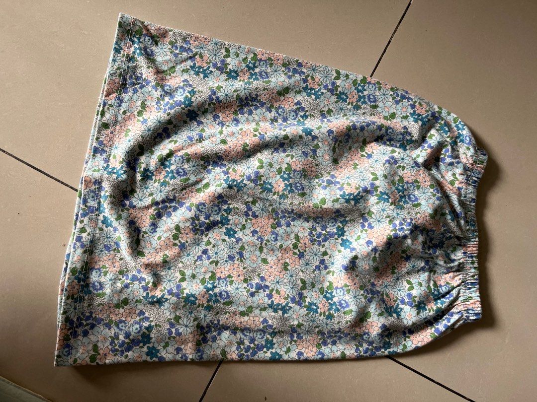 Baju kurung cotton 12-18m (Category: Babies & Kids Fashion) located in Bukit Pasir. Submitted by sam.lfc (Listing ID 1382124610, Image 3). Description: Kain cotton selesa dipakai Rm 18 inc post Cod Melaka @ PD.