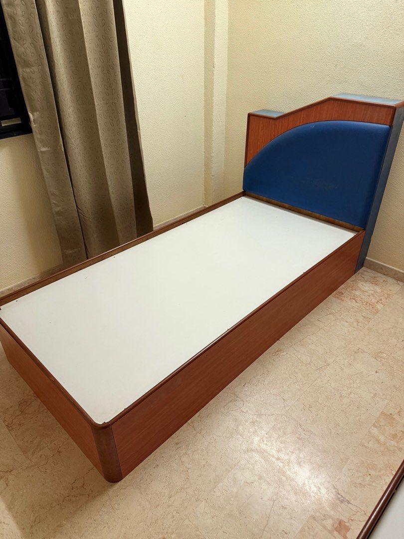 Bed frame65074420017923112