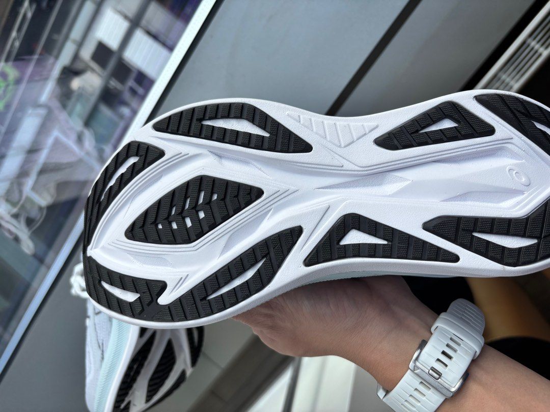BNIB Authentic ASICS Superblast 2 (Category: Sneakers) located in Singapore. Submitted by gat2114 (Listing ID 1382229501, Image 3). Description: Bringing this back from the USA on 27 July. Authentic and original. .