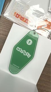 （分類：）位於 。 由 kkklllan 提交（商品編號 1382195325，圖片 1）。簡介： 。