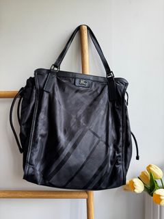 (Kategori: ) berada di . Dikirim oleh onlyseriouabuyerpls (ID iklan 1382279008, Gambar 1). Deskripsi: .