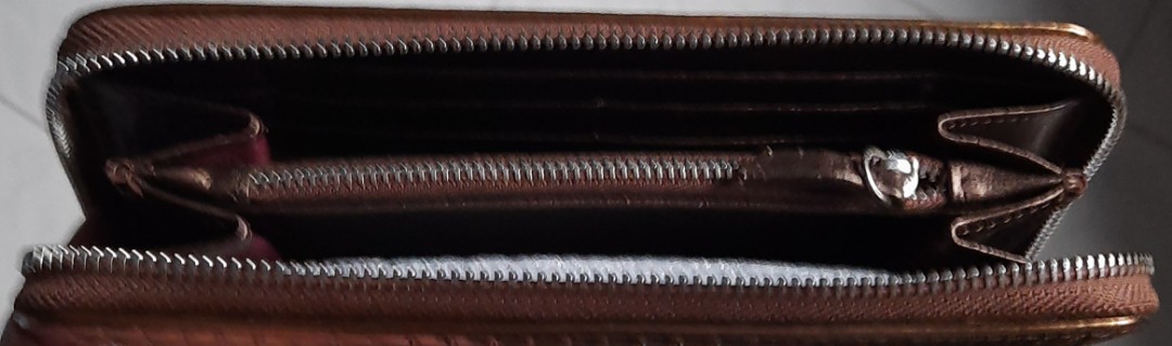 (Category: ) located in . Submitted by acer1958 (Listing ID 1382219191, Image 1). Description: .