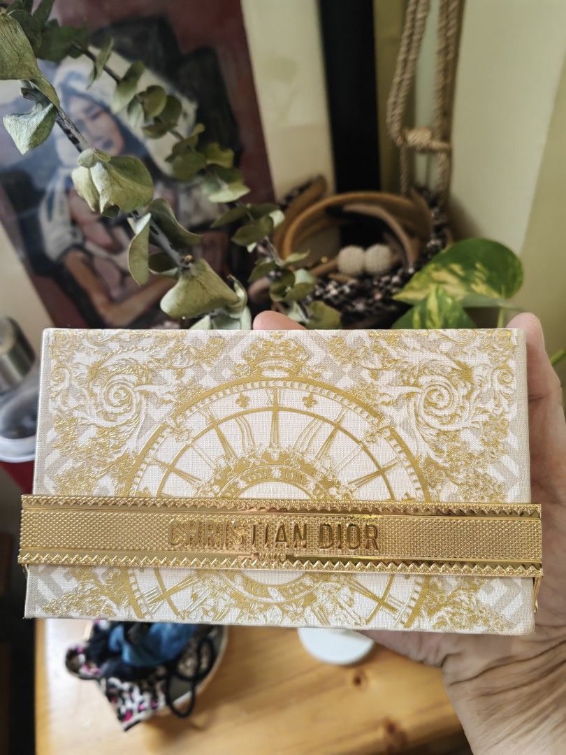 Christian Dior Holiday Palette makeup (Category: Makeup) located in Cebu City. Submitted by citygirl829 (Listing ID 1382225914, Image 2). Description: Christian Dior limited edition Holiday palette 2024 Multi-use palette - cheek, lip, eyes Complete with box and paper bag.