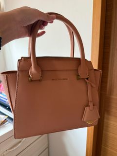 由 ichi.h (刊登 ID 1382142046，圖片 1) 提交，位於 的 (類別：)，說明：。