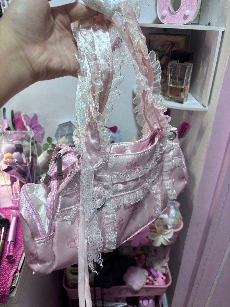 Coquette Pink Ribbon Bag Cute (Category: Shoulder Bags) located in Manila. Submitted by _kjuncottoon (Listing ID 1382232722, Image 1). Description: Good as new used once only lg po tondo manila pm lg po.