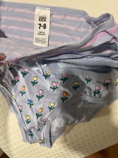 (Category: ) located in . Submitted by runwayboutique (Listing ID 1382252911, Image 1). Description: .