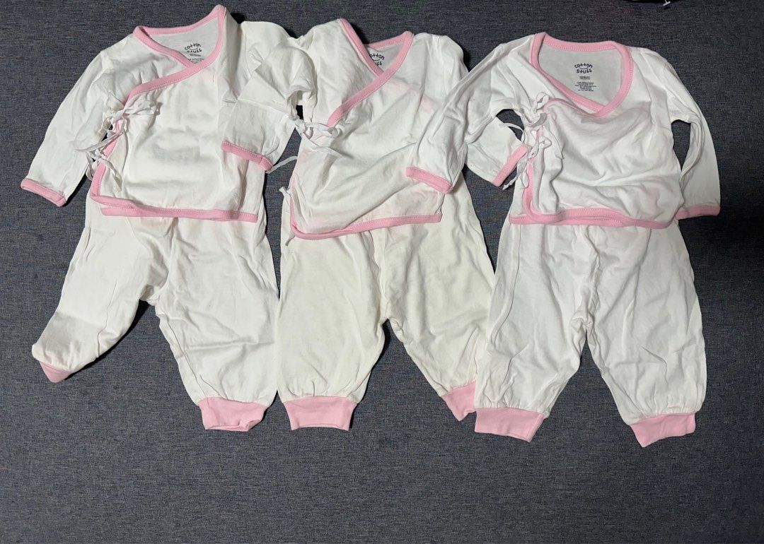 Cotton Stuff Newborn Baru-Baruan (Category: Babies & Kids Fashion) located in Manila. Submitted by _cands (Listing ID 1382229057, Image 1). Description: .