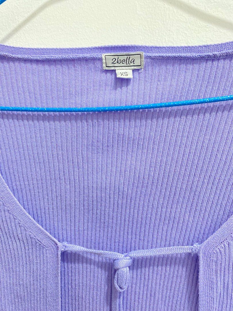 Cropped self-tie open cardigan (Category: Longsleeves) located in Cavite. Submitted by eessaa08 (Listing ID 1382264879, Image 3). Description: Color: purple Size: xs-s Item description: Cropped, knitted, self-tie MOP: Gcash MOD: Lalamove or Jnt Location: Cavite City.