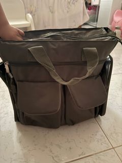 (Category: ) located in . Submitted by makeupxdhia (Listing ID 1382122932, Image 1). Description: .