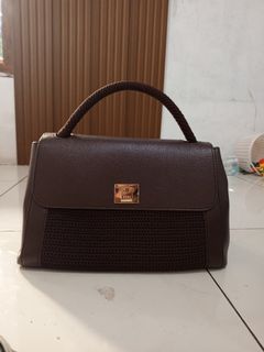 (Kategori: ) berada di . Dikirim oleh ddwid (ID iklan 1382107044, Gambar 1). Deskripsi: .