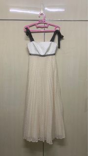 (Kategori: ) berada di . Dikirim oleh naomisddhdhk (ID iklan 1382231464, Gambar 1). Deskripsi: .