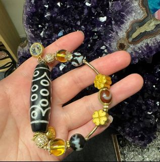 (Category: ) located in . Submitted by vainelle (Listing ID 1382267020, Image 1). Description: .