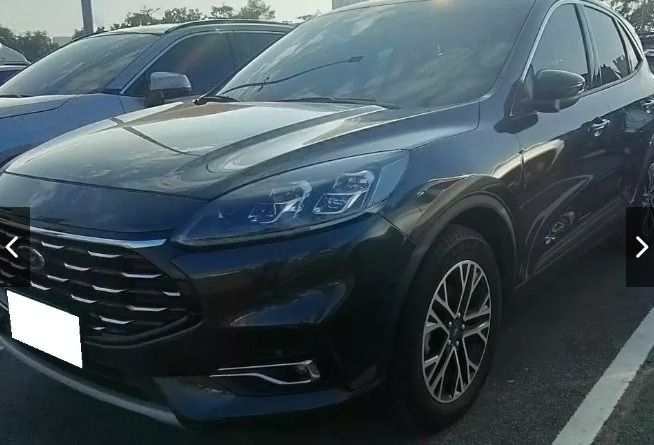 由 zhayan4832130 (刊登 ID 1382107167，圖片 2) 提交，位於 台北市 (Taipei) 的 Ford Kuga 2021款 黑色 (類別：汽車出售)，說明：✯廠牌車款▸ Ford Kuga ✯年份▸ 2021 ✯實際里程▸ 40000 ✯引擎燃料▸ 汽油 ✯變速系統▸手自排 ✯驅動方式▸ 4WD ✯乘客數▸5門5座 ✯顏色▸黑色 ✦專業鑑定✦合格認證 ✦檢定報告一覽無遺 X泡水車X事故車X兇車X接合車 ✔可配合萊因鑑定 五大保證 ✔非重大事故／非來路不明／產權清楚 ✔非泡水車 ✔非接合車（車體結構完整） ✔非營業用計程車 ✔無引擎變造無車身變造 ✔可分期✔可貸款✔配合多間銀行 ✦條件良好利率僅3%-4% ✦可全額貸讓您買好車無負擔 ♕歡迎私訊咨詢預約賞車☎ ▪️營業日期：周一至周日 ▫️營業時間：10:00-18:00 ✎提醒您：看車最晚請提前1天預約 避免您白跑一趟ღ ✉聯絡專員：黃小姐 ☎聯絡電話：0906070155 ✉𝔩𝔦𝔫𝔢:𝖗𝖚𝖇�