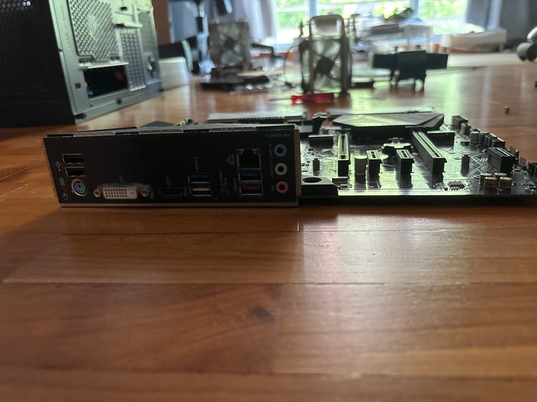 Gigabyte Motherboard and Corsair 16gb Ram63220255951233111