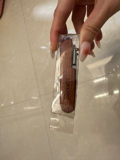 (Category: ) located in . Submitted by carmenhong (Listing ID 1382130693, Image 1). Description: .