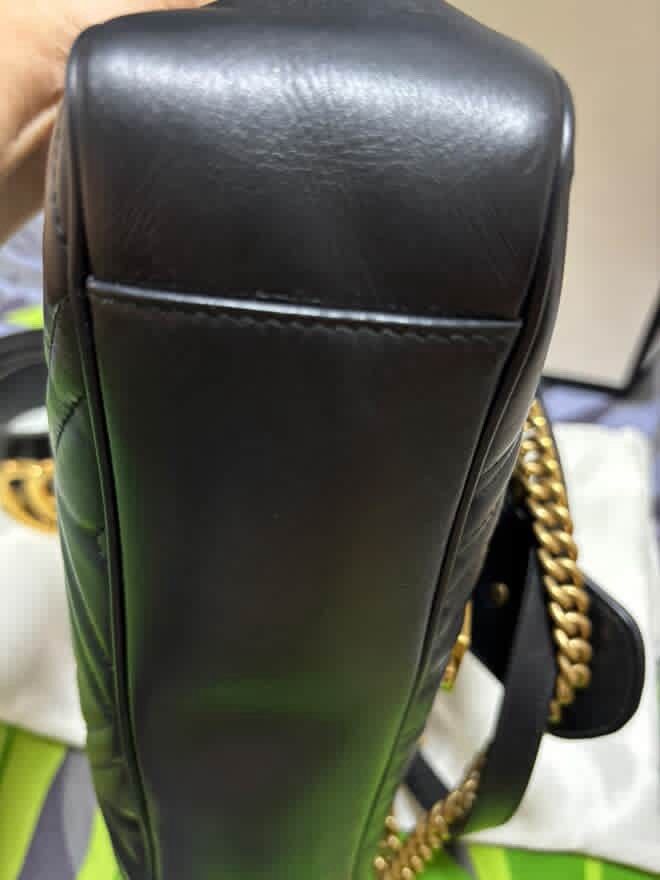 Gucci Marmont Medium Black / 2016 (Category: Luxury Bags & Wallets) located in Quezon City. Submitted by preloved.byfam (Listing ID 1382207848, Image 3). Description: Bought in 2019 from Gucci Greenbelt Complete with Box and Dustbag.