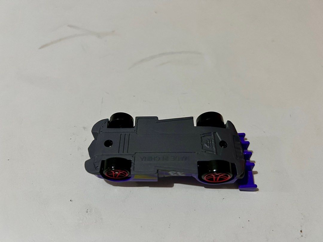 Hot Wheels bootleg (Category: Vehicle & Diecast Models) located in Paranaque City. Submitted by jmddelacruz (Listing ID 1382145325, Image 2). Description: Hot Wheels bootleg Not Hot Wheels Unbranded Condition: Mint Scale: aproximately 1:64 Diecast metal body, plastic base Rolling wheels Color: Purple Pick up at BF Homes, Paranaque City or Lalamove delivery, fee to be shouldered by buyer Thank you .