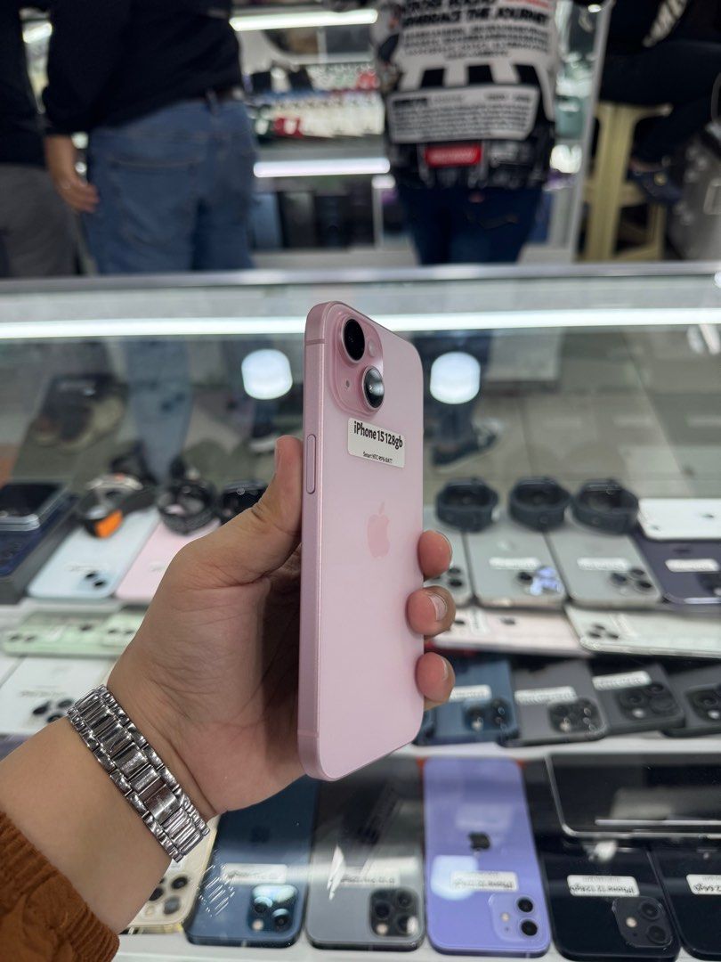 Iphone 15 128gb 95% batt Smartlocked (Category: iPhone 15 Series) located in San Juan City. Submitted by keannagadgetph (Listing ID 1382141288, Image 2). Description: Available Units for today's POST Iphone 15 / 128gb / Smart / NTC / 95% BATT - any colors available - good condition - 95% Makinis - good battery - No issue / No Repair - Any colors available ~ Accepting SWAP / TRADE IN / INSTALLMENT / BINTA UNIT ~ CASH ON DELIVERY METRO MANILA / LBC