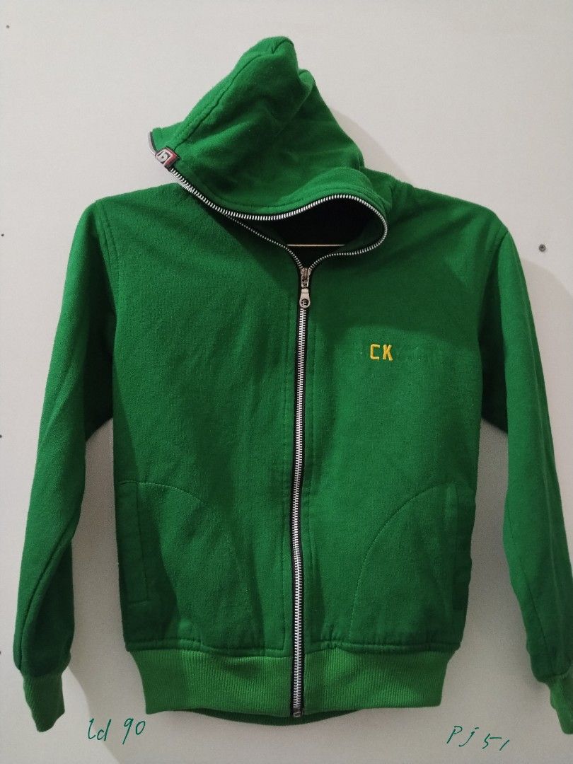 Jaket Hijau (Kategori: 8 hingga 12 tahun) berada di Jakarta Utara. Dikirim oleh leoshop_22 (ID iklan 1382284195, Gambar 2). Deskripsi: Ld 90 panjang 51 cocok di pakai anak cwe cwo umur 7-10th minus pemakaian sedikit bolong di foto terakhir resleting aman..
