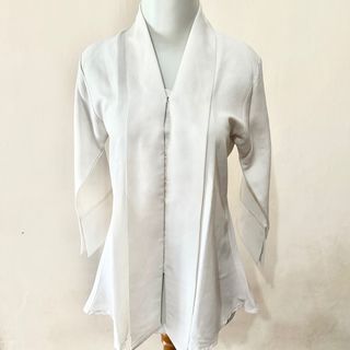 (Kategori: ) berada di . Dikirim oleh farah1712 (ID iklan 1382183415, Gambar 1). Deskripsi: .