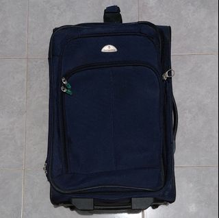 (Kategori: ) berada di . Dikirim oleh mifta_secondstore (ID iklan 1382244431, Gambar 1). Deskripsi: .