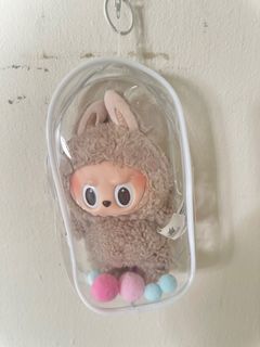 (Category: ) located in . Submitted by toomanyclothes (Listing ID 1382120127, Image 1). Description: .