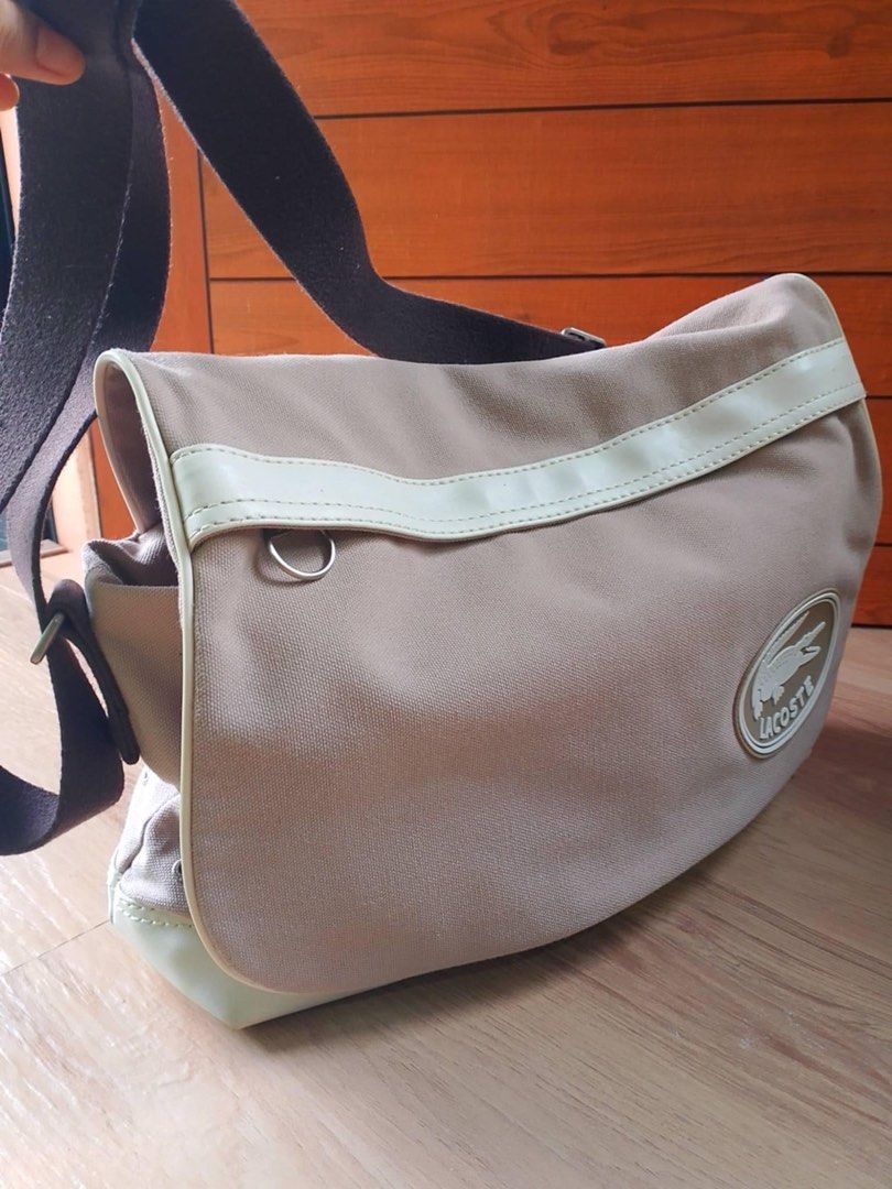 Lacoste (Category: Cross-body Bags) located in Tarlac. Submitted by Filritz_8 (Listing ID 1382183369, Image 3). Description: Orig lacoste .