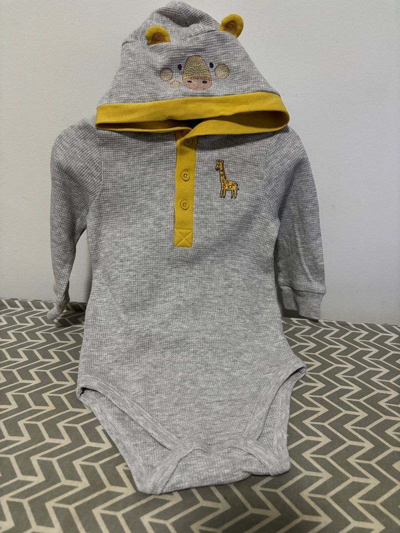 Little me romper girrafe sweater (Category: Babies & Kids Fashion) located in Kuala Lumpur. Submitted by brightsunshinestar (Listing ID 1382282080, Image 1). Description: .