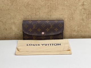 (Category: ) located in . Submitted by luxury_galeries (Listing ID 1382125996, Image 1). Description: .