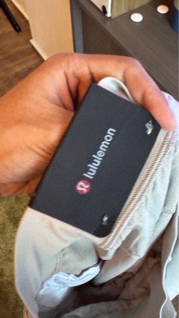 lululemon mens in my mind pant (Category: Joggers) located in Taguig. Submitted by e_prc (Listing ID 1382124197, Image 3). Description: only worn to fit small graphite gray / bone .