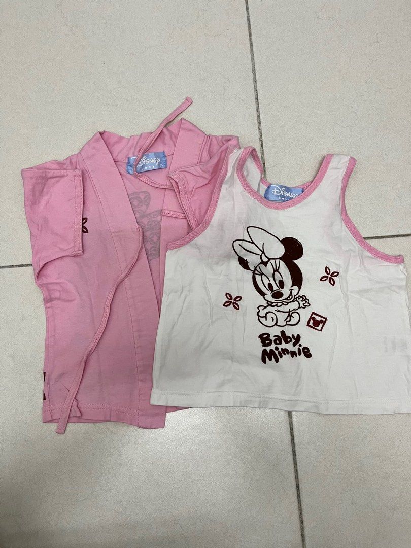 Minnie kimono (Category: Babies & Kids Fashion) located in Sepang. Submitted by nurhidayah89304 (Listing ID 1382213868, Image 1). Description: Ada stain dekat belakang .