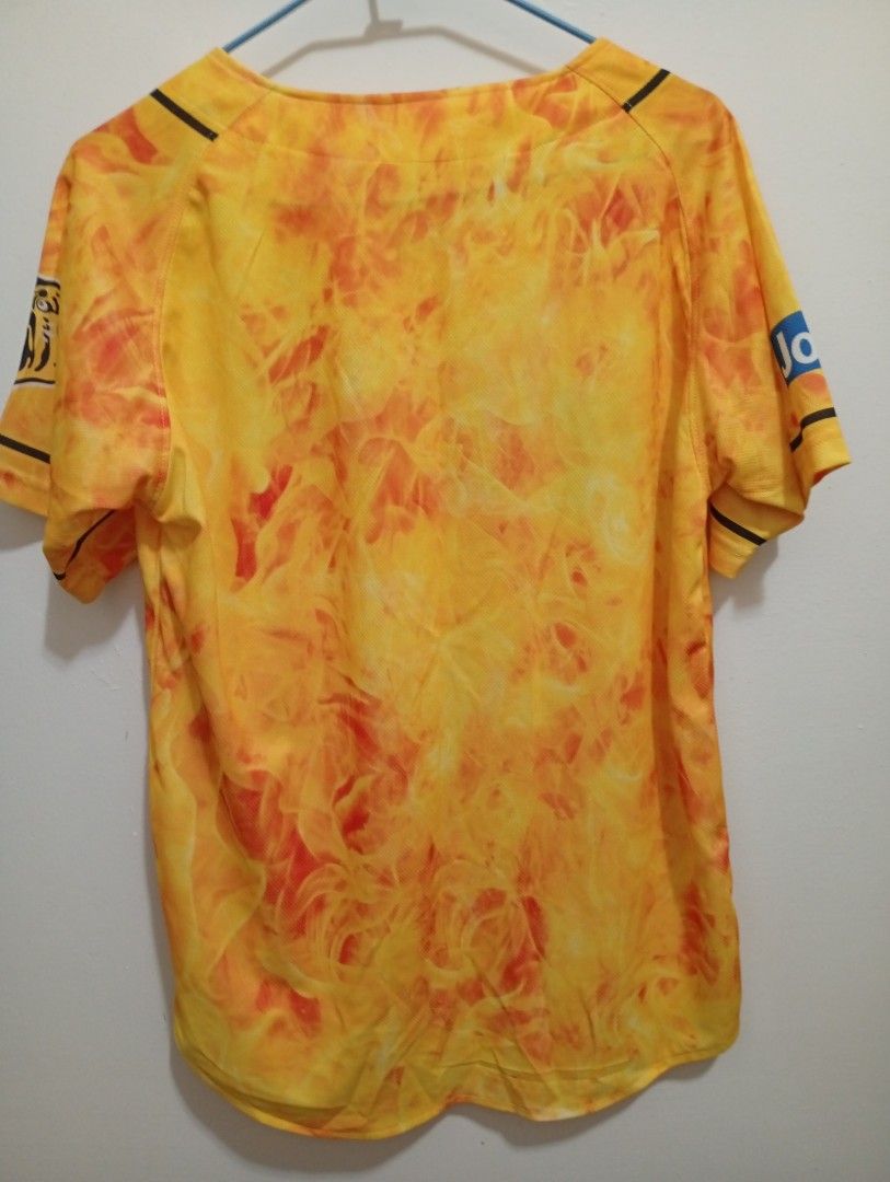 由 haveanicethrift_30 (刊登 ID 1382264169，圖片 2) 提交，位於 台北市 (Taipei) 的 Mizuno Baseball Jersey (類別：休閒運動服飾)，說明：。
